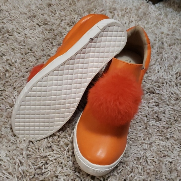 Shoes - Picture 2 of 2